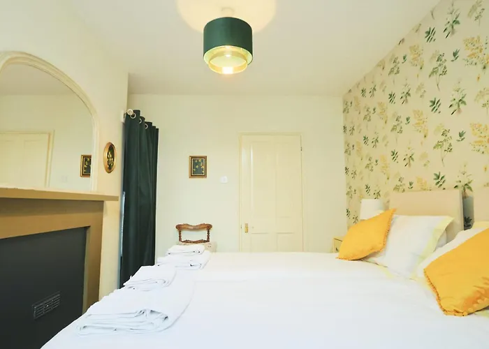 Two Bedroom Flat In Caledonia Place Appartement Bristol